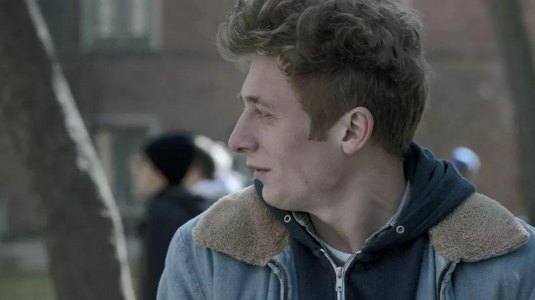 求无耻之徒利普伊恩或者卡尔的壁纸最好是剧照的那种