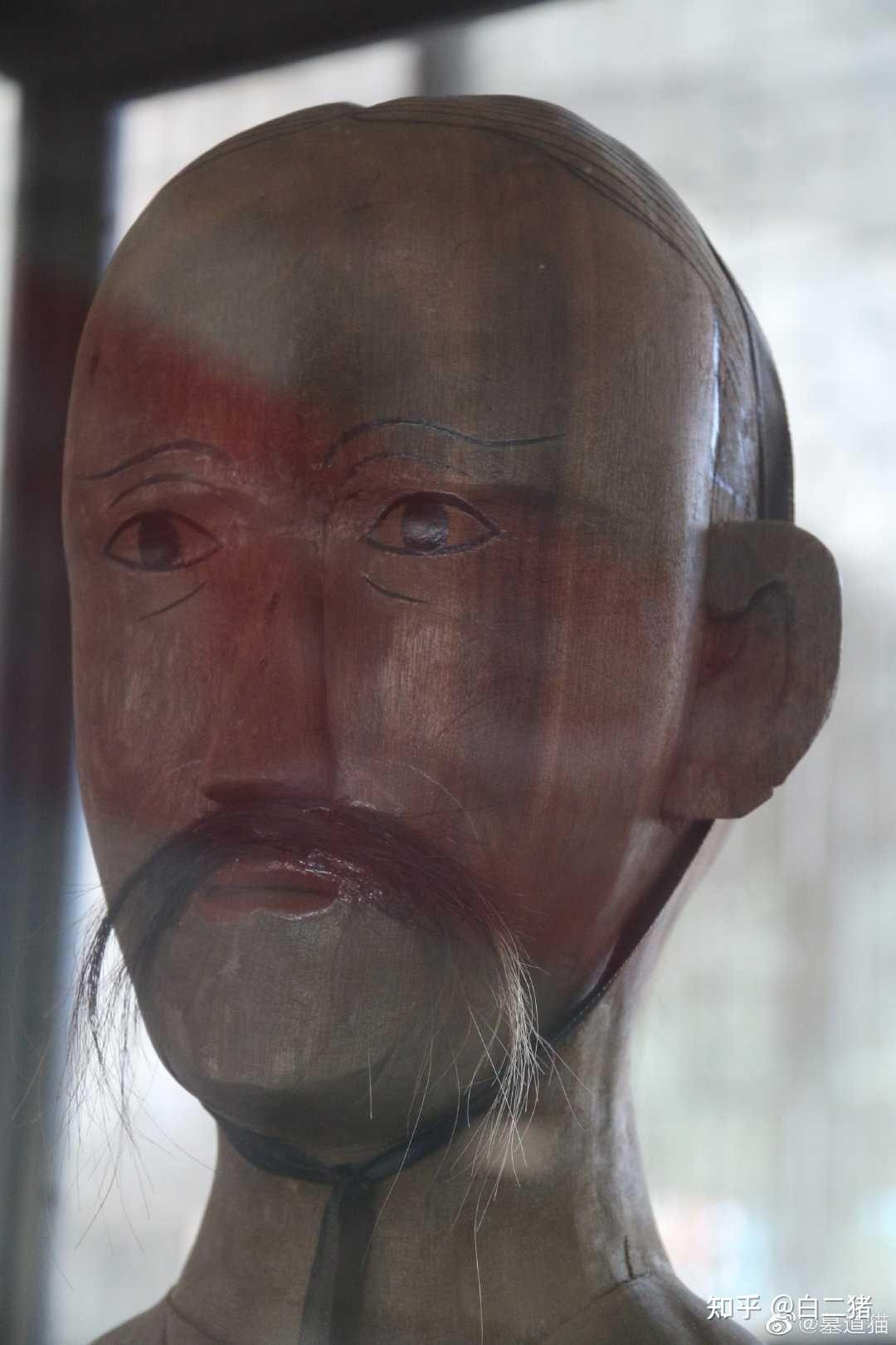 清朝的服饰是历朝历代最丑的吗?