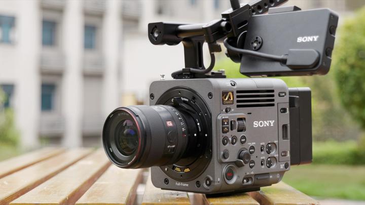 电影机抢占便携市场索尼cinealtab