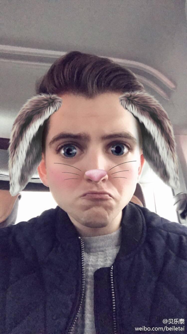 如何评价非正式会谈常驻嘉宾贝乐泰