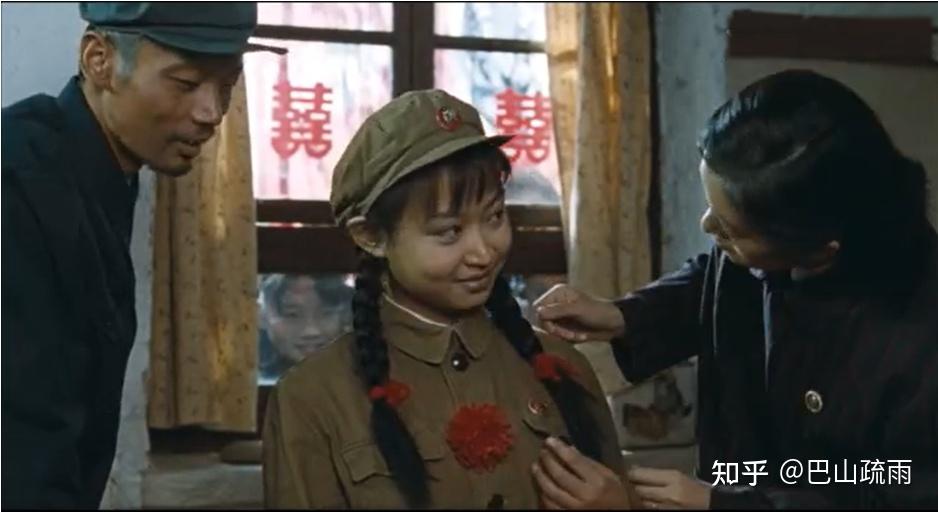 活着年轻时吃喝嫖赌的福贵没想到儿子死了他却成熟了