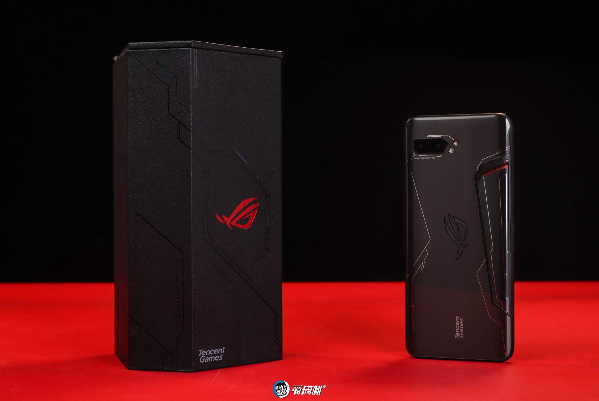 华硕rog游戏手机2评测真的是买logo送手机吗