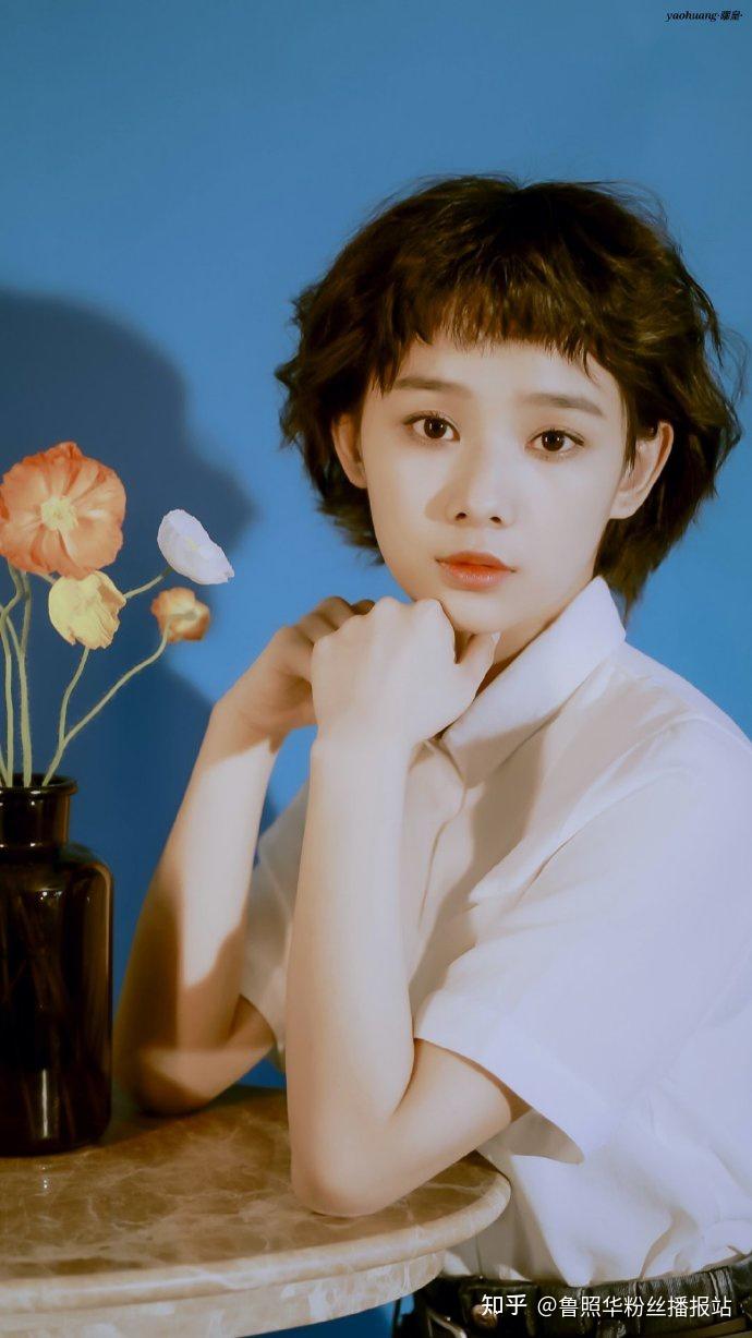 影视圈中短发女星鲁照华灵气加英气神颜让人惊叹