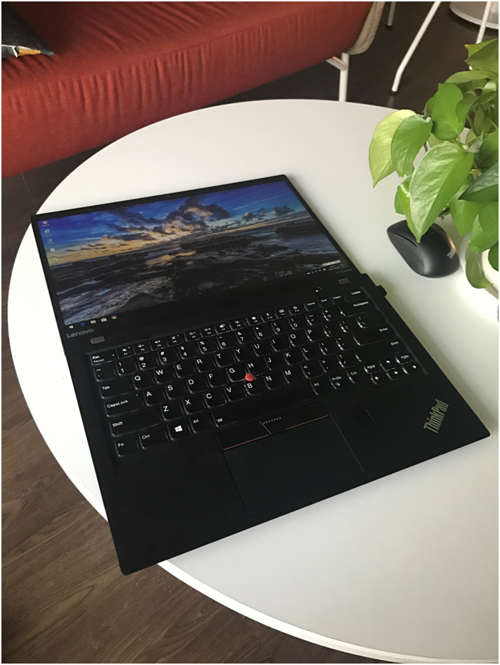 thinkpadx1carbon2017艺术之锋轻薄与惊喜并存
