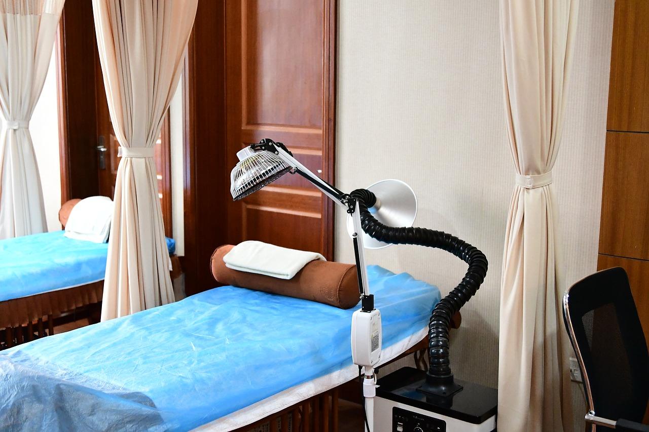 餐桌坏了怎么维修