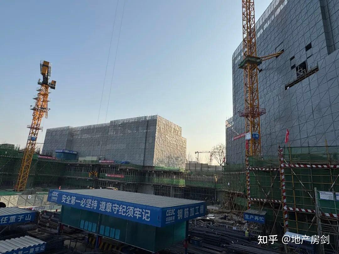 浪潮西北总部主体封顶、中铁盈创中心公区装修,高新产业项目加速兑现! - 知乎