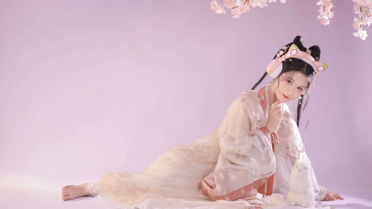 4k高清壁纸3840x2160墨镜 阳光16,好看身材 清新 小姐姐 4k高清壁纸