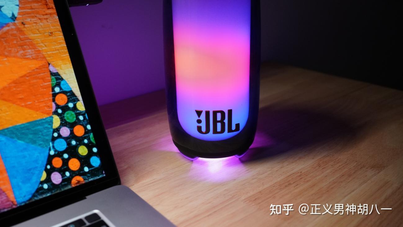 潮人新社交,桌面上的舞动精灵 —— jbl pulse 5音乐脉动5代真体验