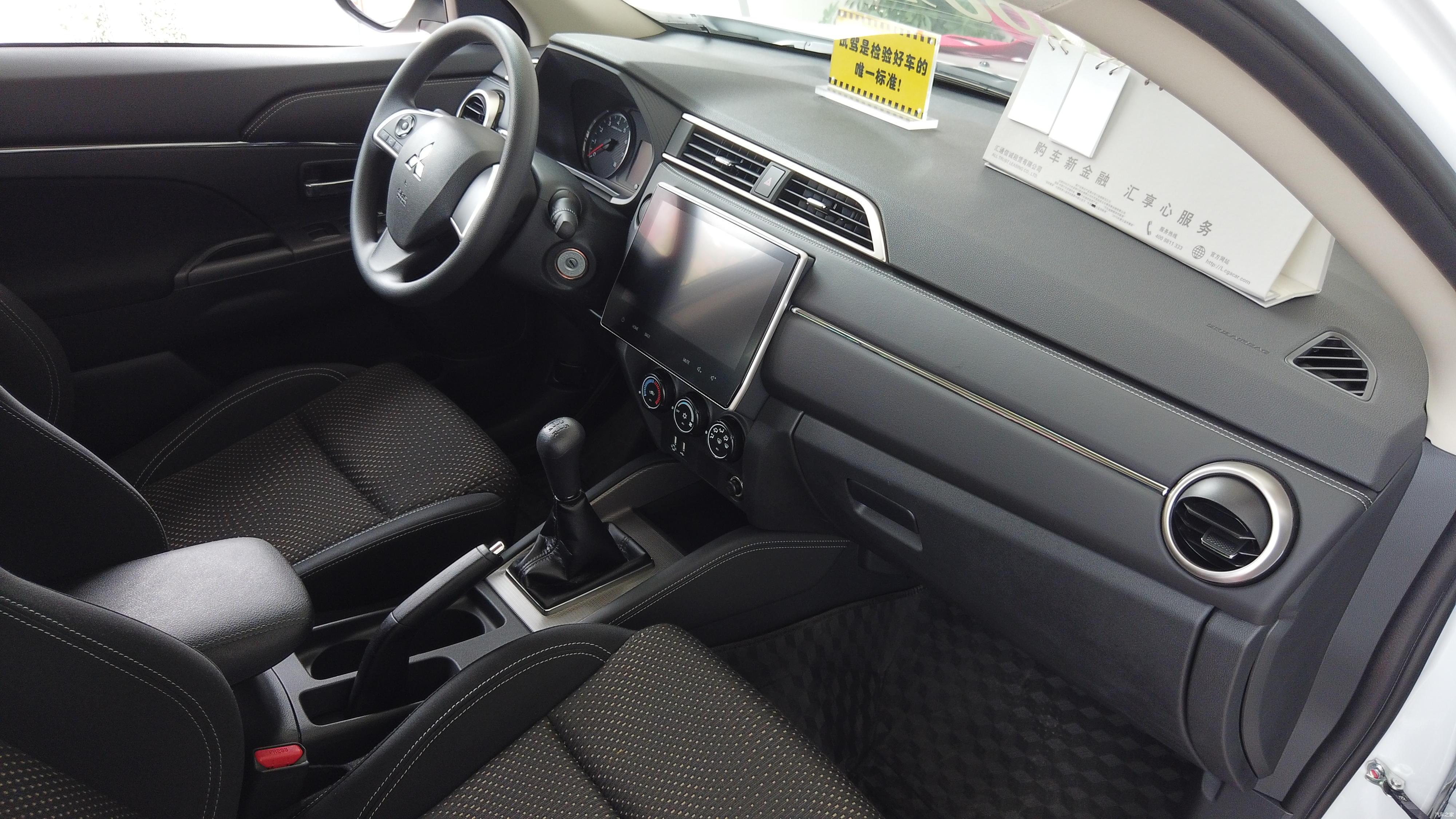 到店实拍10万级合资紧凑型suv三菱劲炫asx可靠又实惠