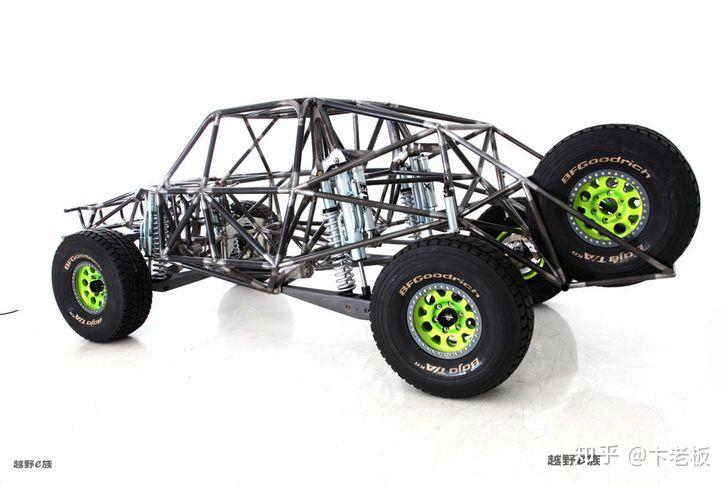 bj baldwin跑拉力赛巴哈1000,用的类似皮卡的车所用的是什么发动机