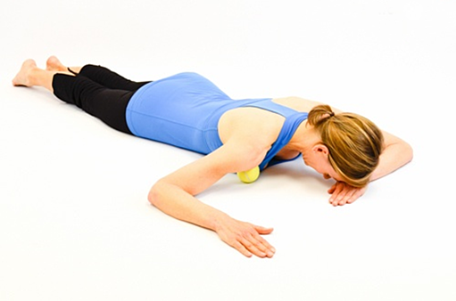 如何快速缓解肩痛