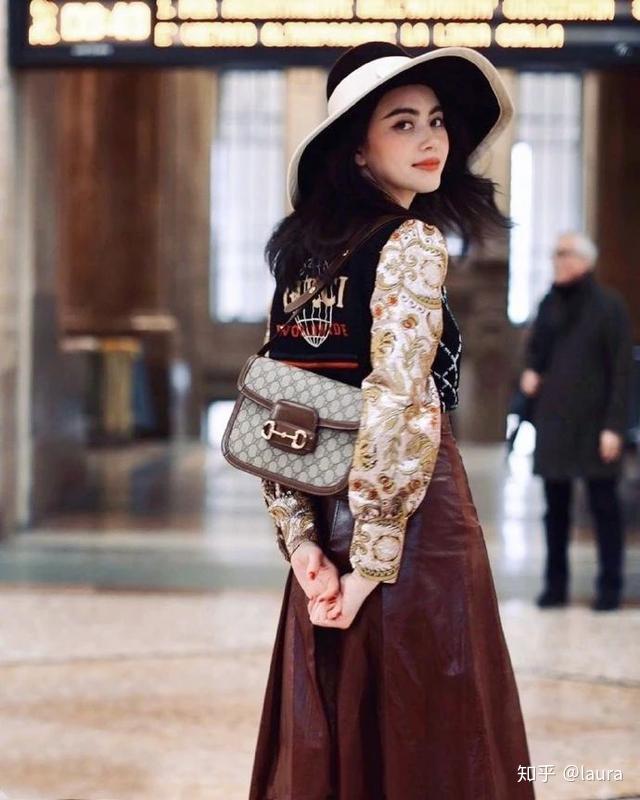 晚春时节明星们都是如何穿衣打扮呢