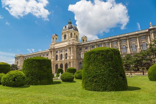 沙丘学院投资黄埔班真的受欢迎吗