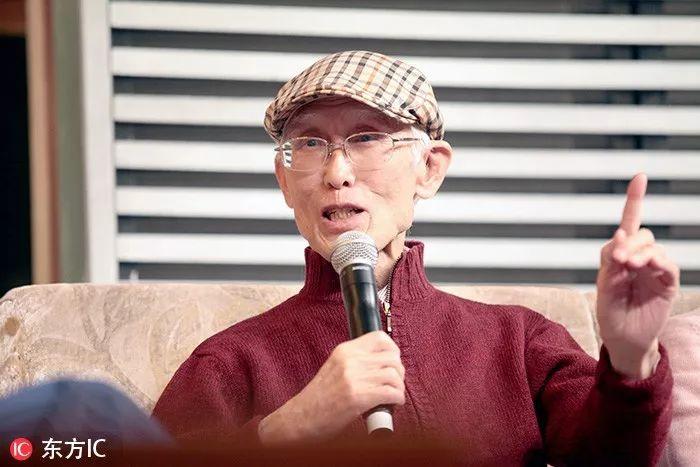 一曲乡愁肝肠断而今归客成故人余光中先生病逝