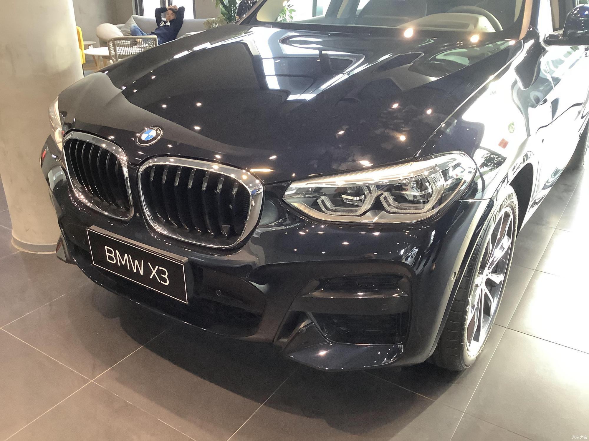 2021款宝马x3实车到店宝石青涂装再获好评20t油耗79l配四驱