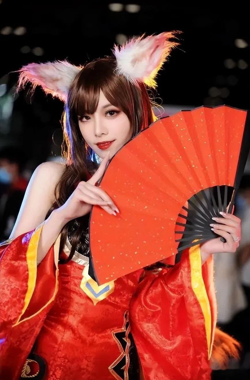 漫展不忍直视的“真空事件”火上热搜:女孩,你的底线在哪? - 知乎