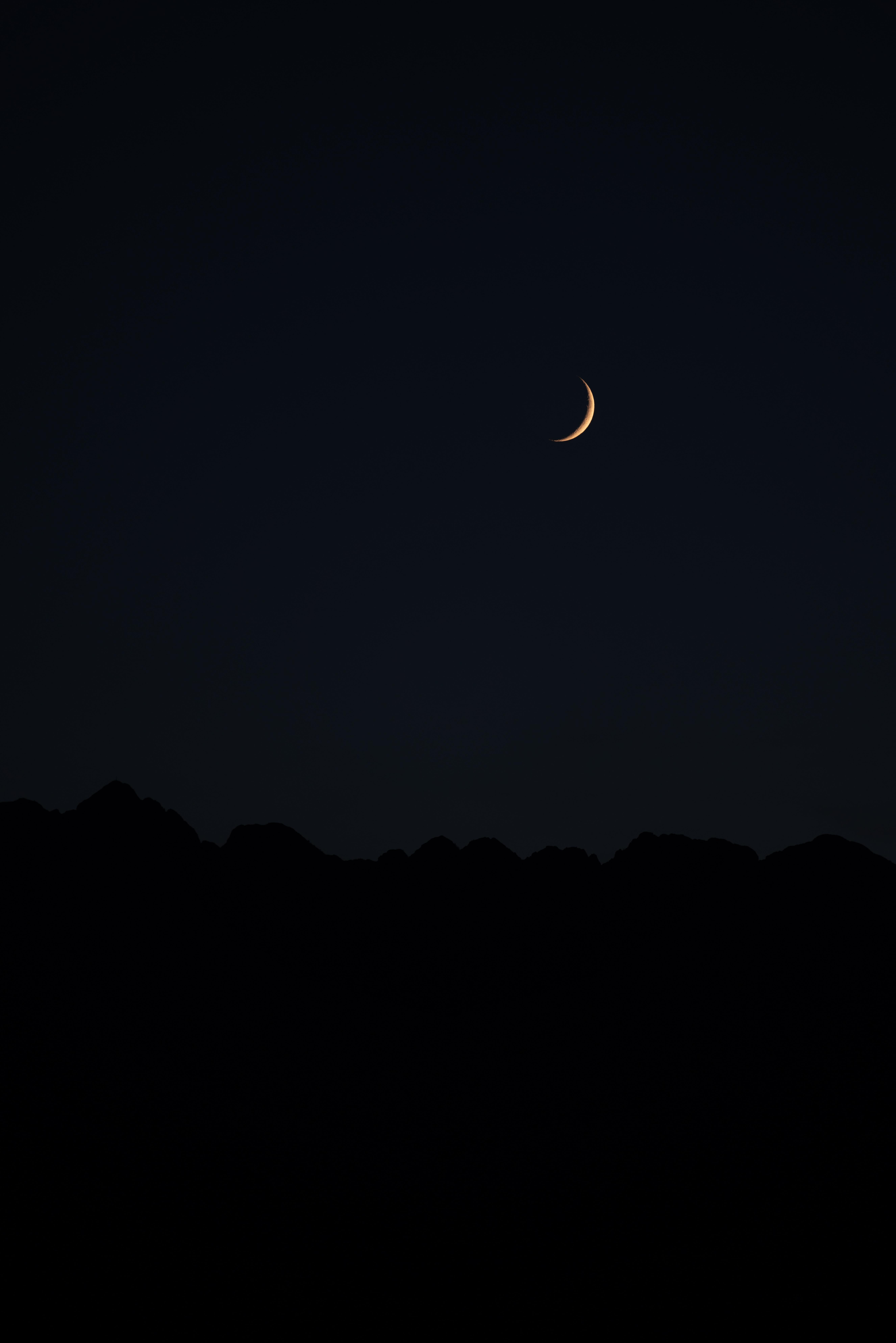 有哪些好看的关于星星月亮的壁纸?