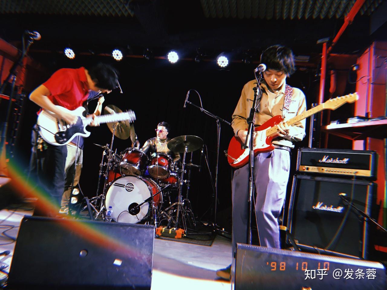 脏手指武工队无论这个世界好起来还是烂到底一切皆可原谅