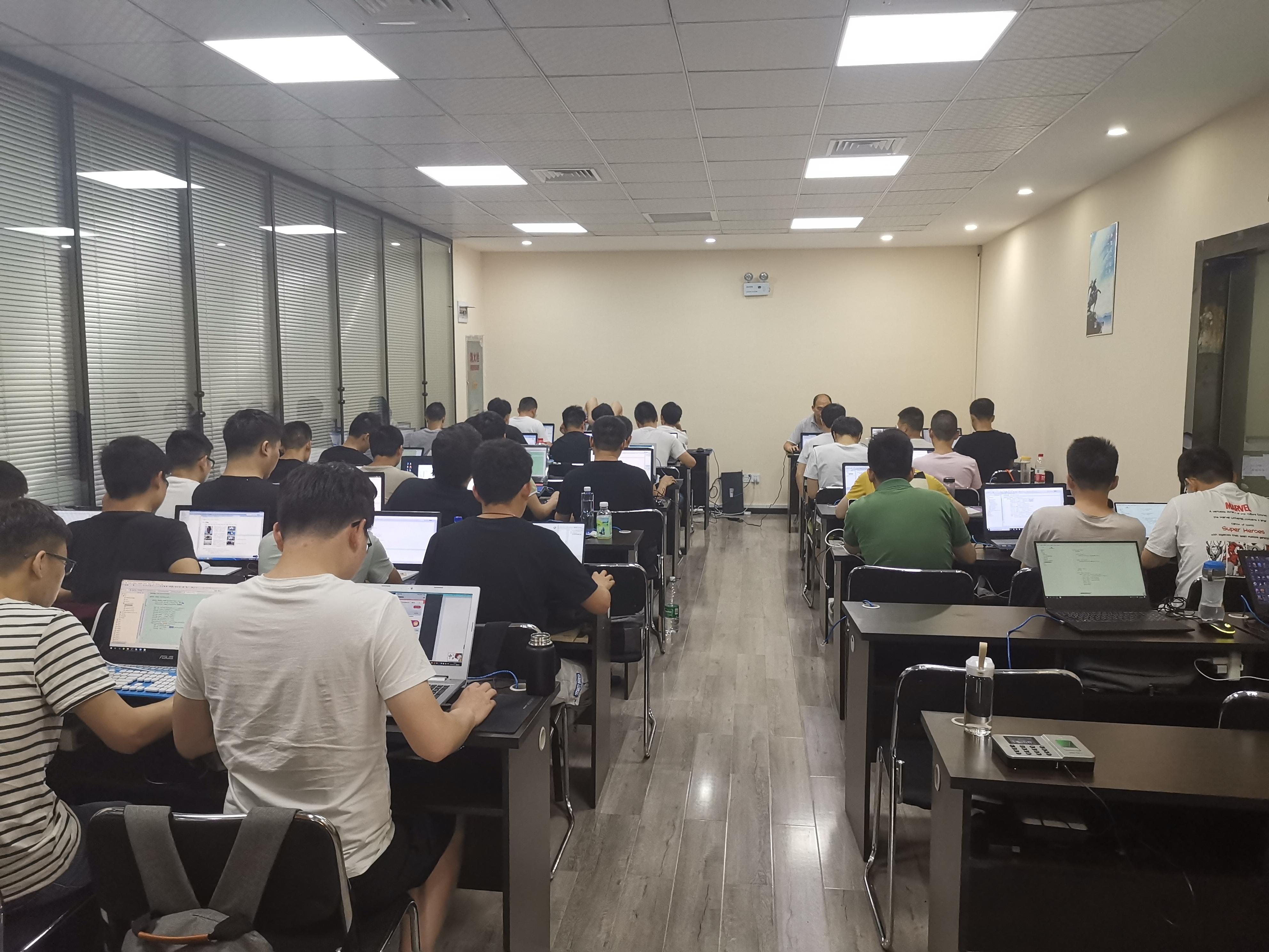 武汉尚学堂校区环境