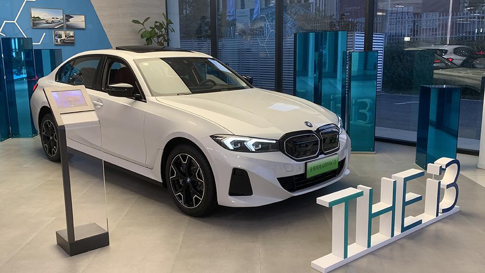 奔驰调慢电动目标高端电动车不赚钱何时能卖高价