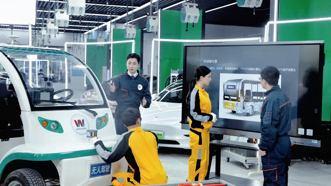 云南万通2022年春招专业推荐丨5g智能网联汽车技术工程师 - 知乎