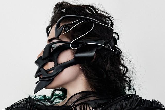 人类给自己戴上了嚼子只为实现意念控制