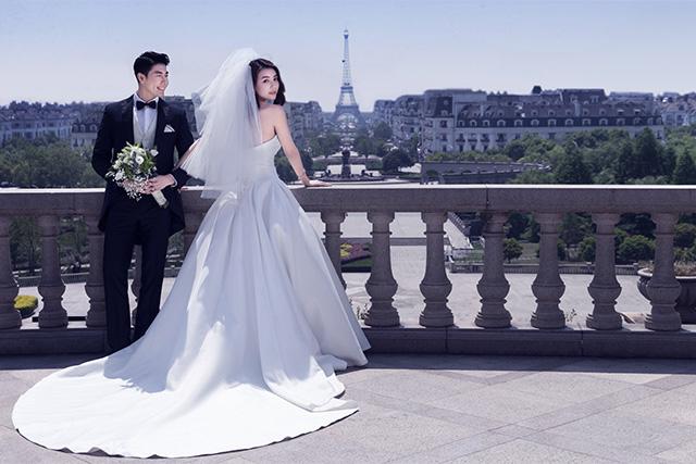 新旧版泡沫之夏女主尹夏沫婚纱大pk,在这一点上 大s输给了张雪迎