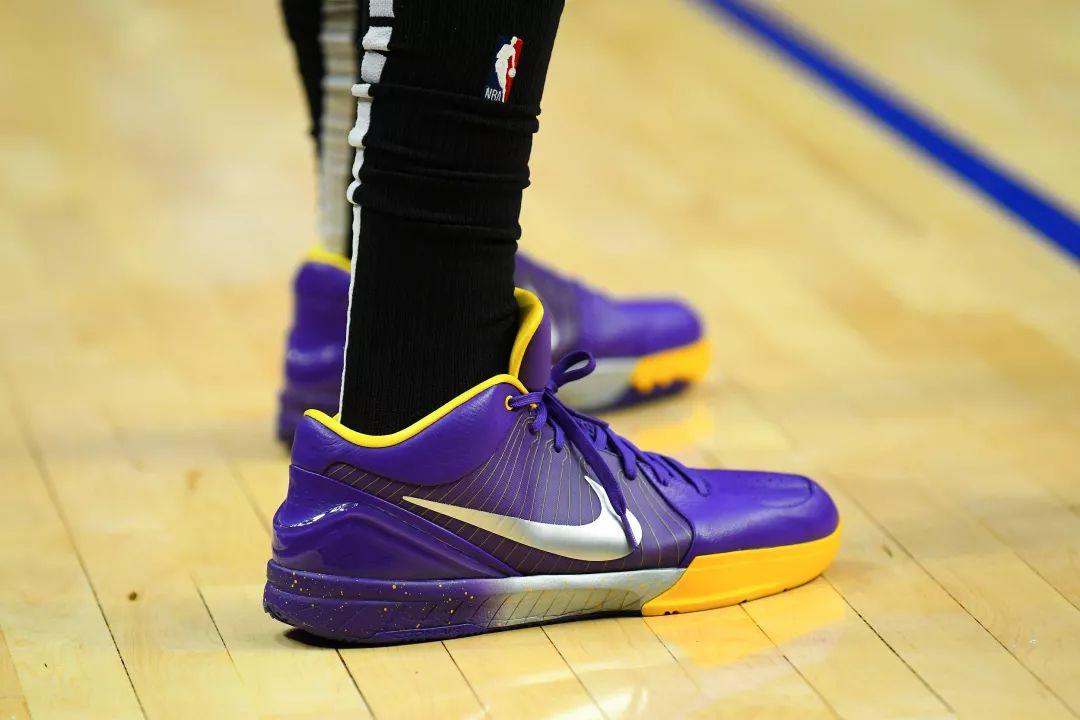 新鞋王也挡不住韦大爷的诱惑