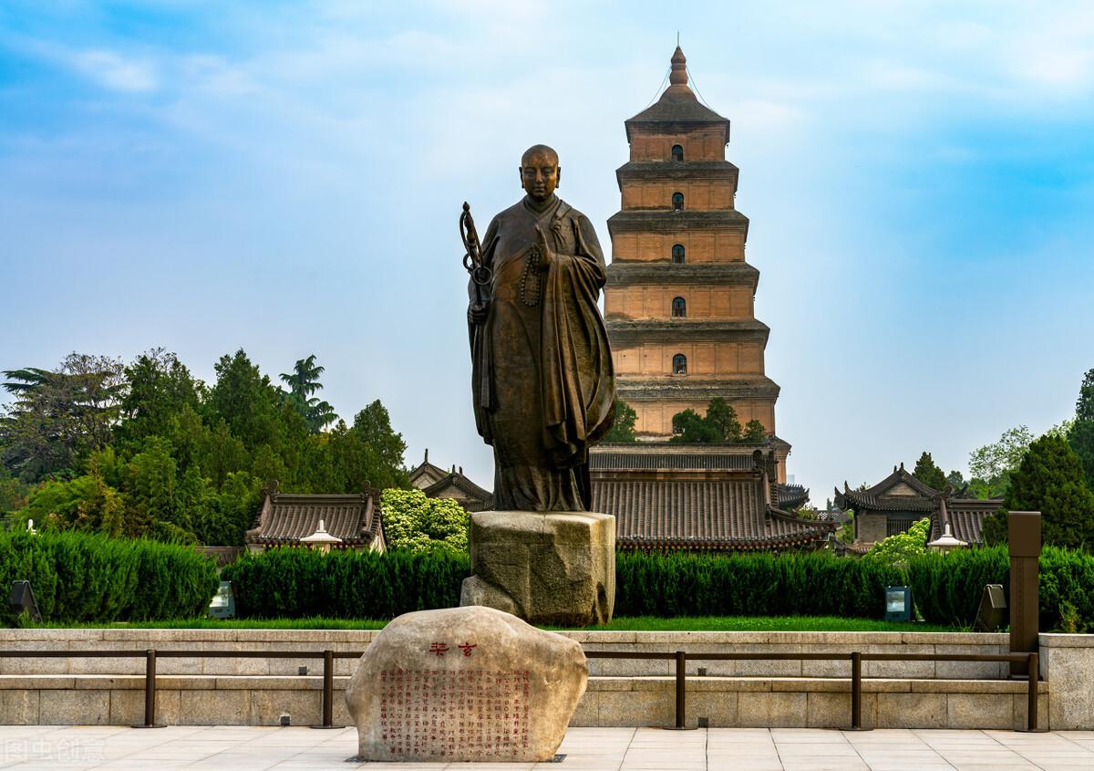 五一假第1天兵马俑景区俑比游客多 网友:都是疫情惹的祸