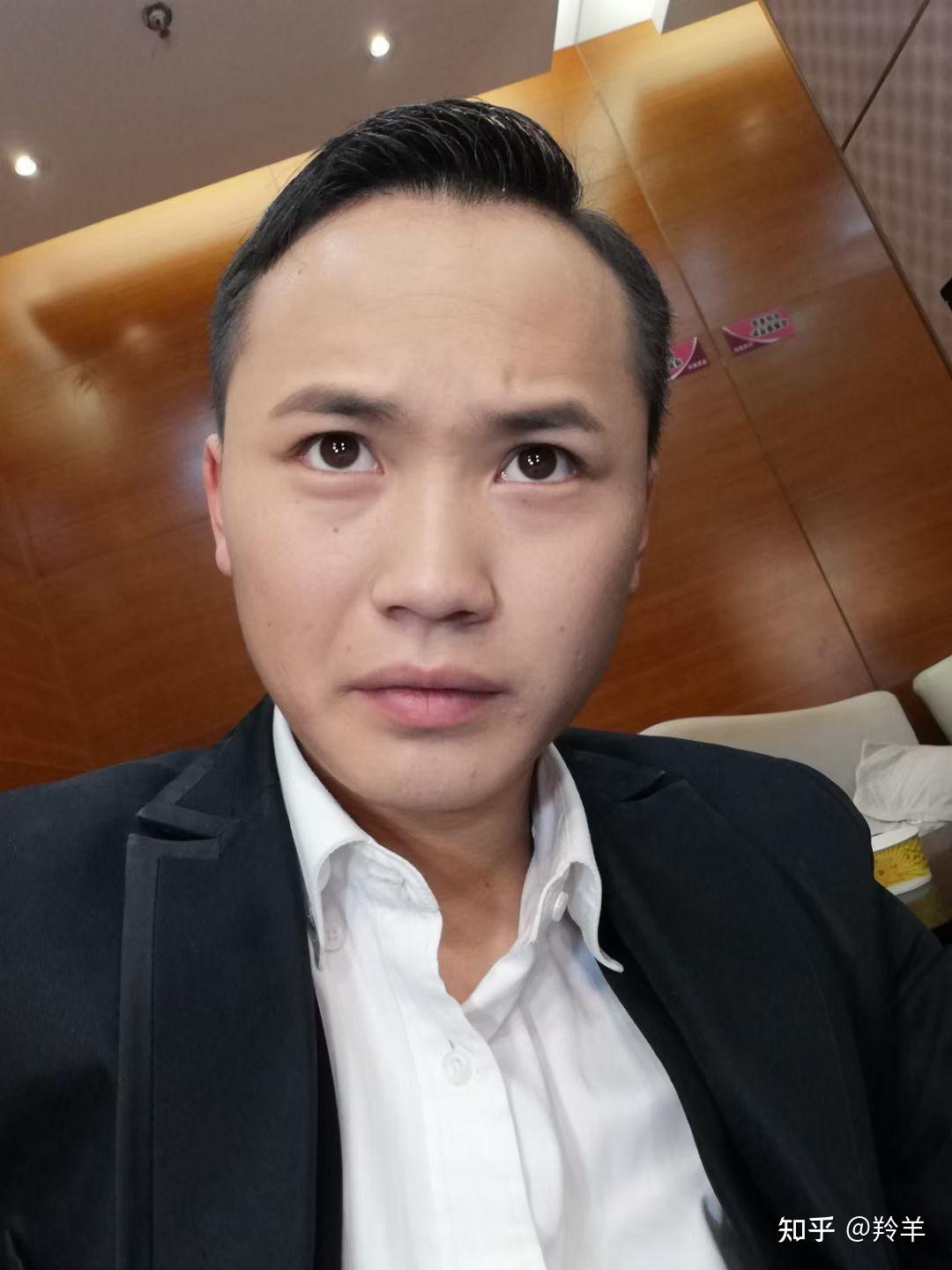 天庭饱满是什么样子
