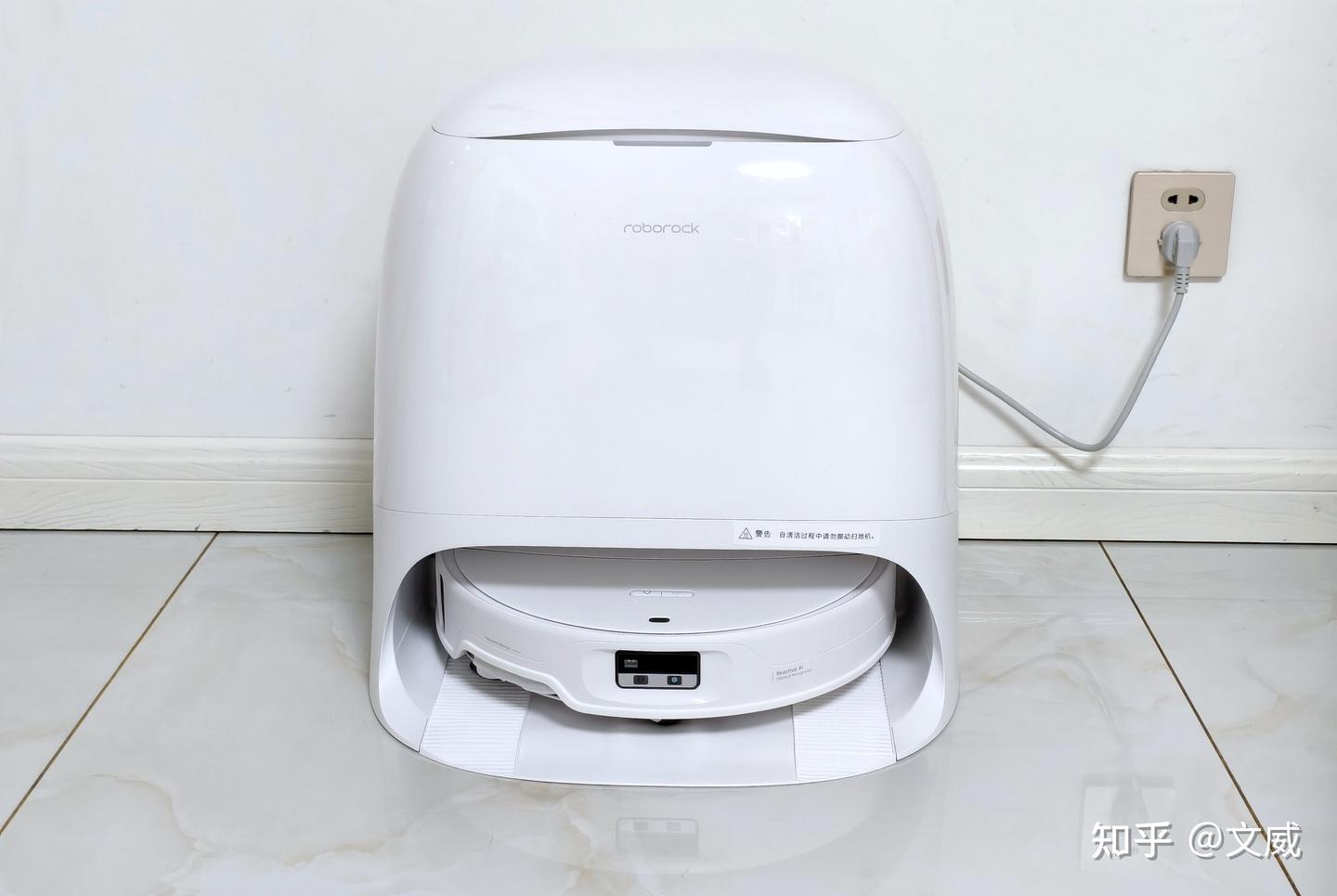 越障能力再升级!石头P20 Max扫地机器人深度实测:60℃热水拖地+毛发0缠+AI避障+超薄机身,全场景清洁能力直接拉满!