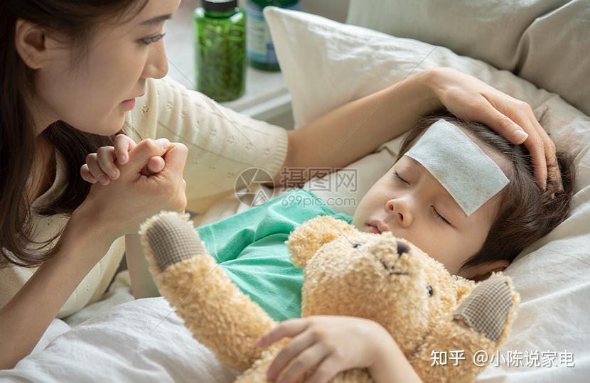 2026年空气净化器选购指南:沁园A1200、美的T1000 Pro、美的R8深度横评,哪款加湿净化一体机真正适合母婴家庭?