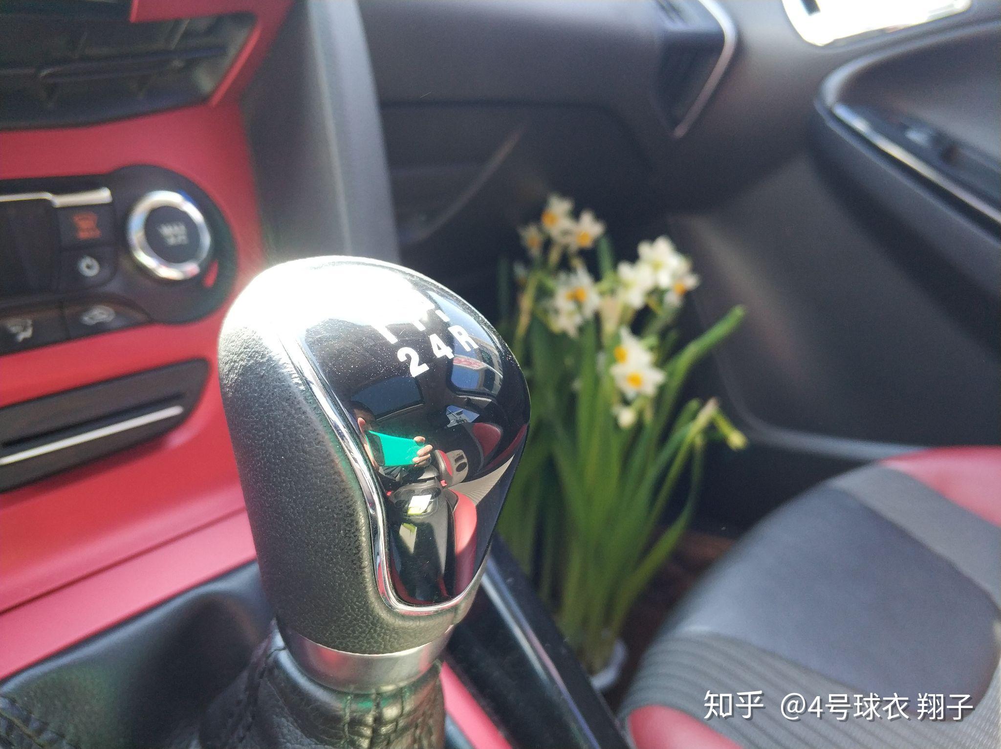 如何看待李老鼠新一期福克斯RS离合器片烧坏