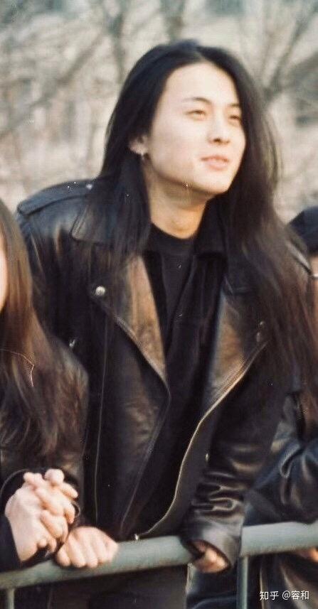 如何评价面孔乐队的主唱陈辉? - 知乎