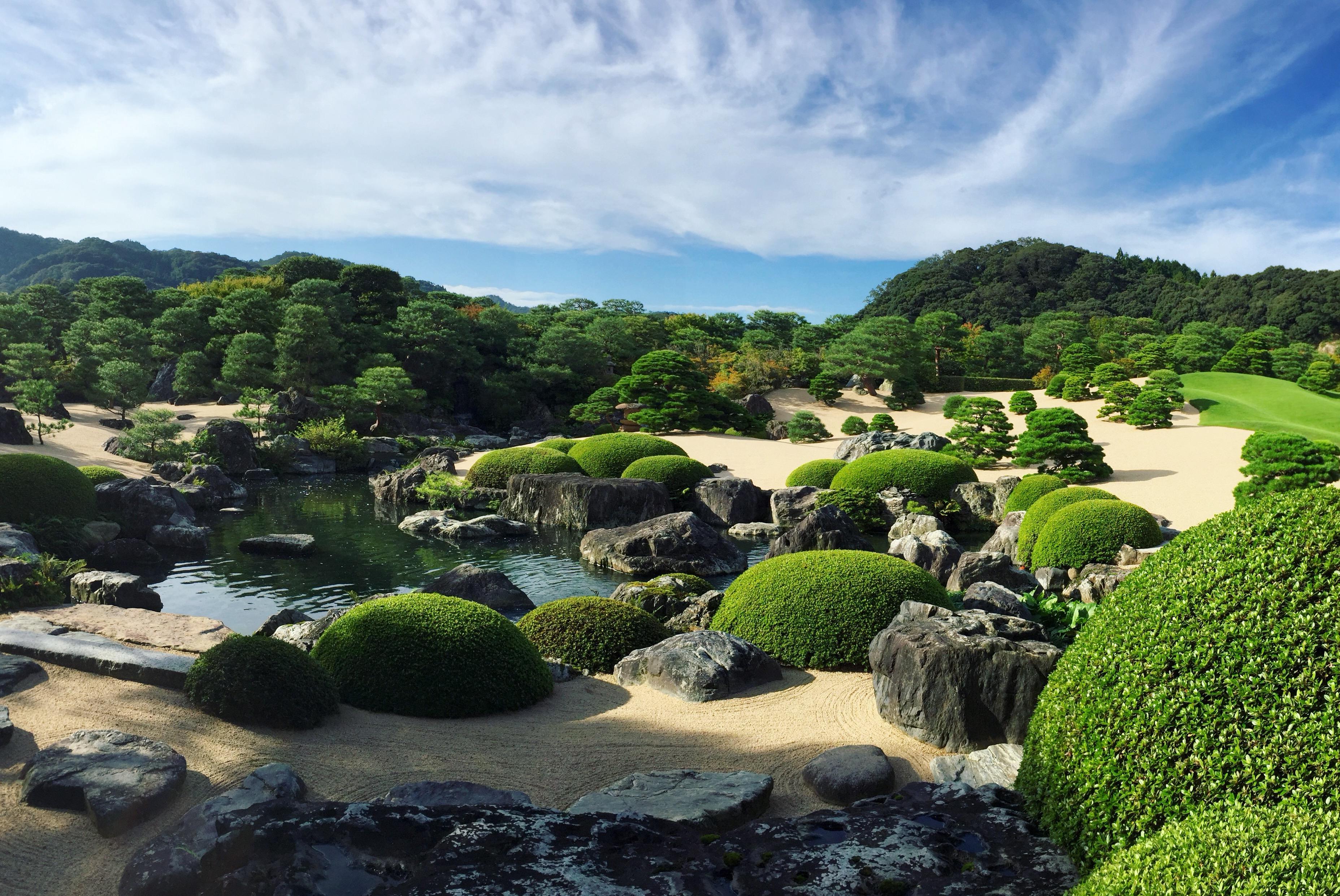足立美术馆枯山水庭园的王者荣耀