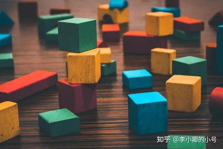 从情节构建到角色塑造