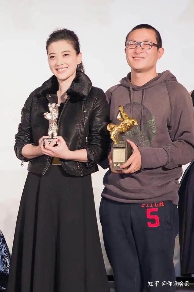 梅婷和前夫鄢颇有缘无份二婚嫁给摄影师后儿女双全无遗憾