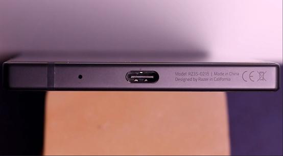 雷蛇手机:120hz英伟达g-sync加杜比3d扬声器,