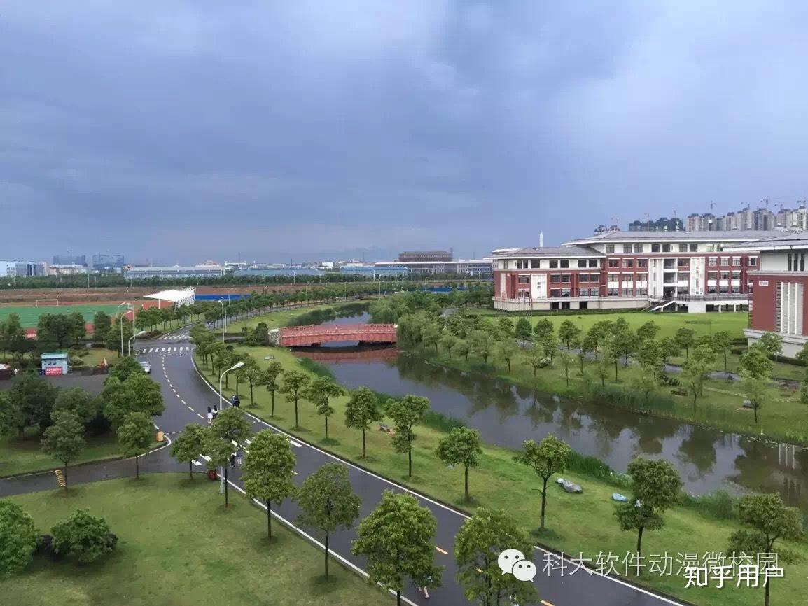 江西科技师范大学泰豪校区