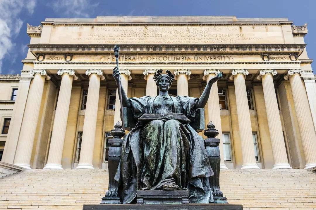 英文名称:columbia university中文名称:哥伦比亚大学,简称哥大创办