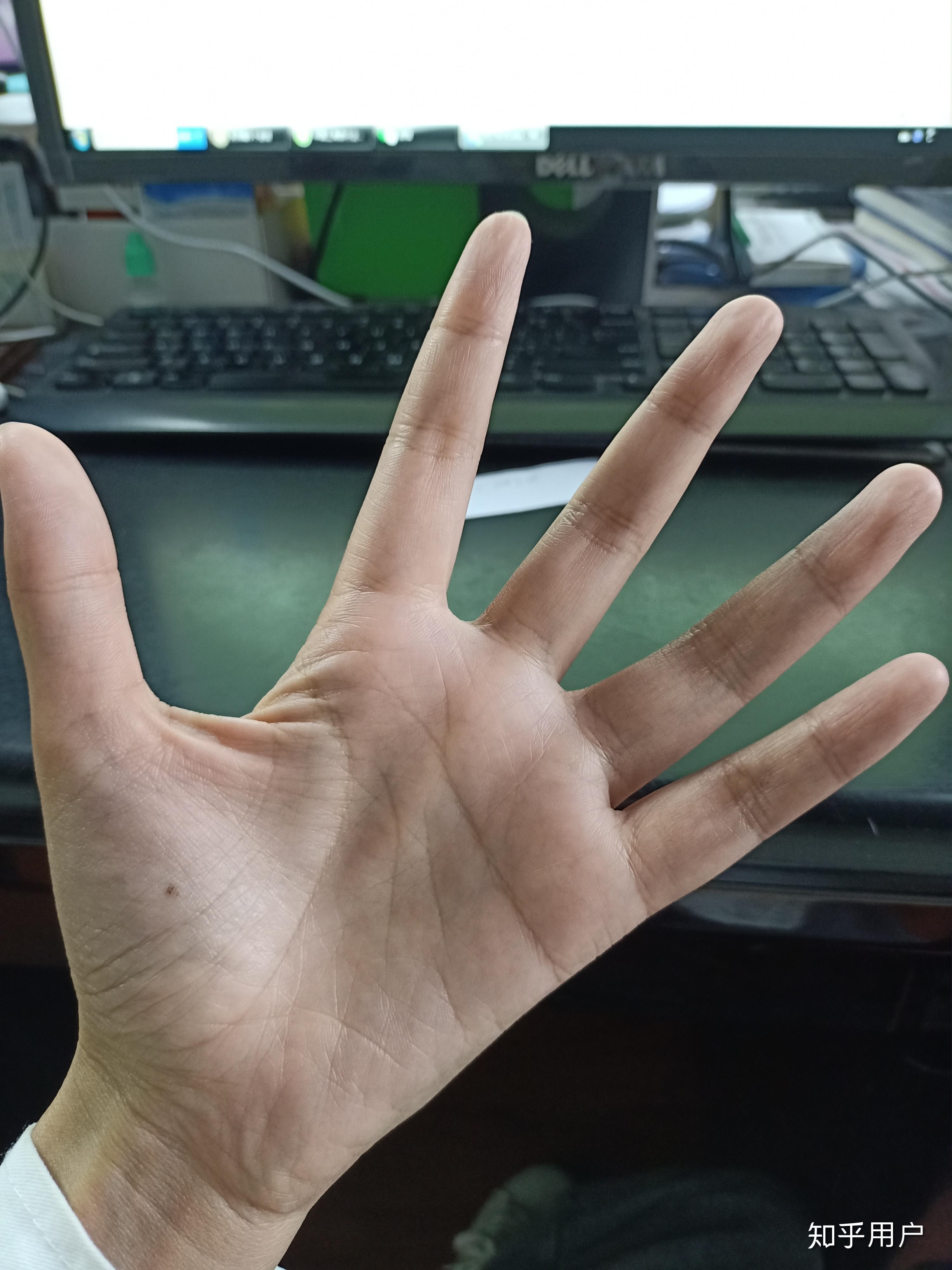女生手大什么感觉