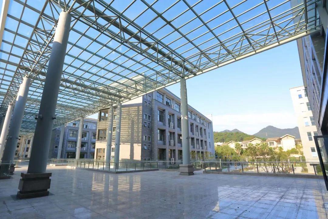 临海六中2022招生简章