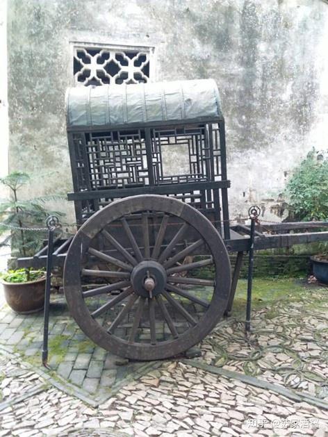 古代马车古代马车前后两次平叛,冼夫人在南越的威望愈发的高了.