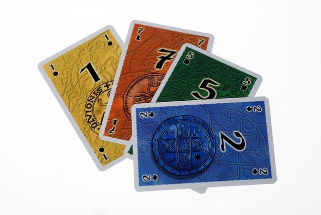 桌游里的卡牌可以用来做什么