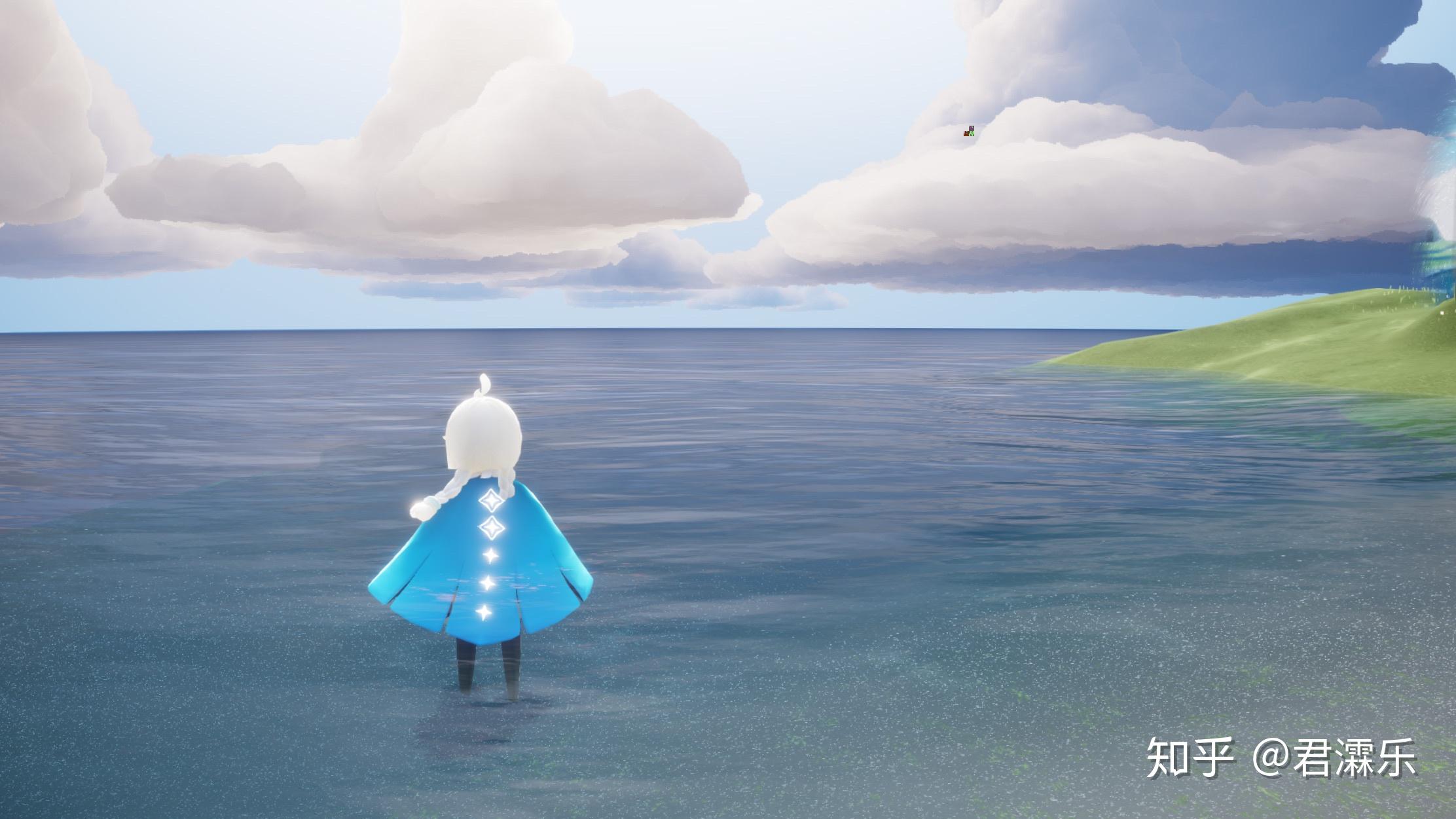 请问光遇里平时是蓝色靠近光充能时会变粉的斗篷是哪个