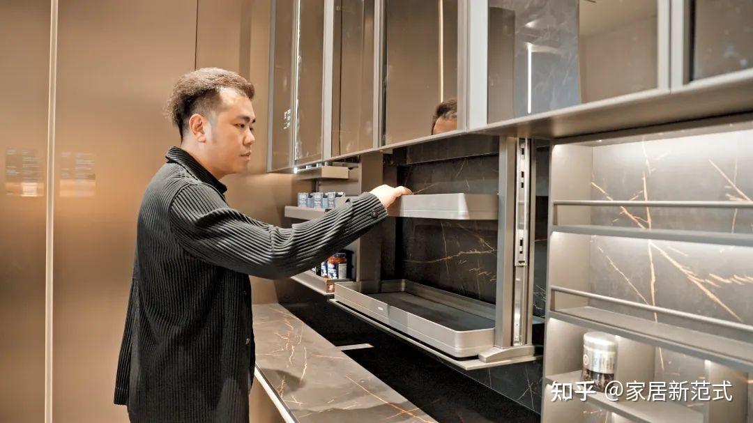 作答家居五金高端化诺米为行业打了个样