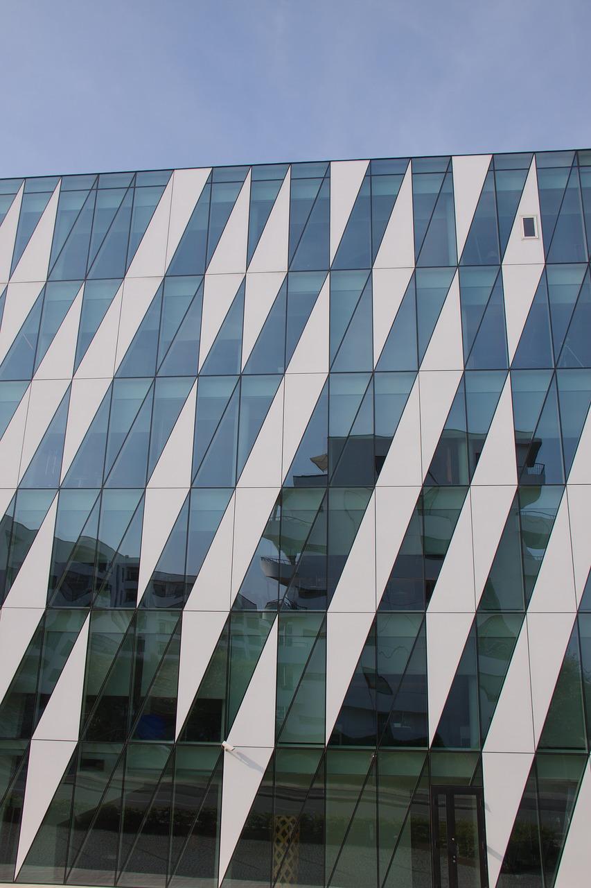 弧形淋浴房怎么安装