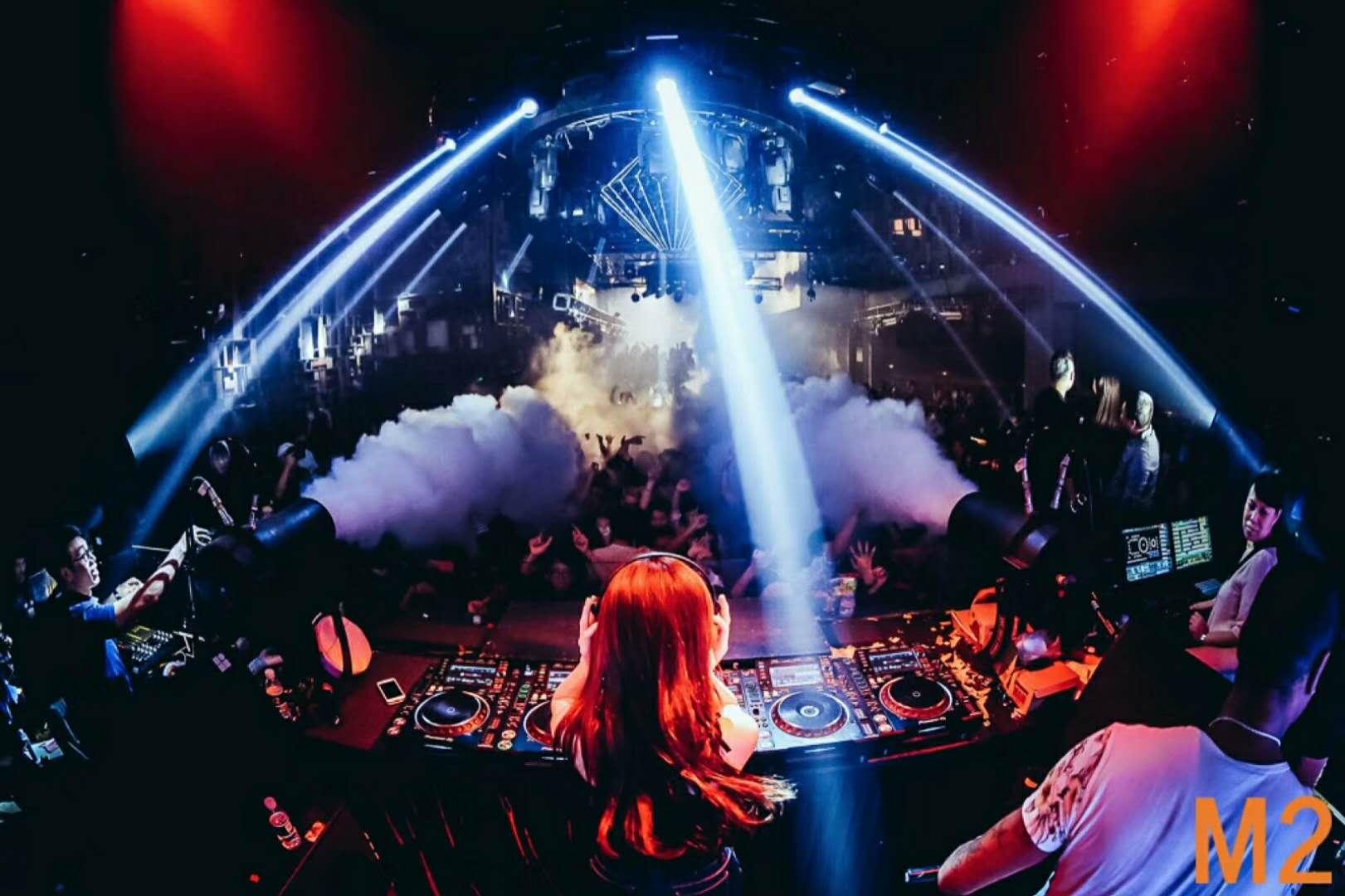 上海m2酒吧和刘嘉玲的十年