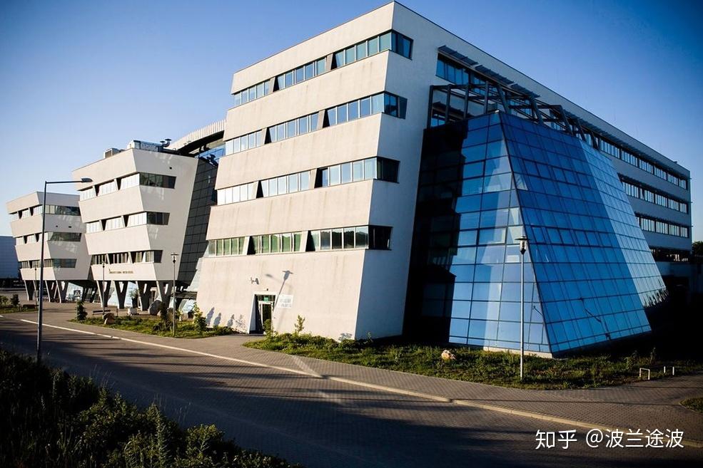 波兰留学格但斯克大学专业设置与申请解读