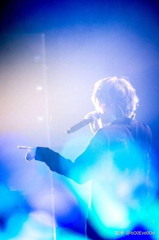 有没有关于日本唱见eve的头像? - 知乎